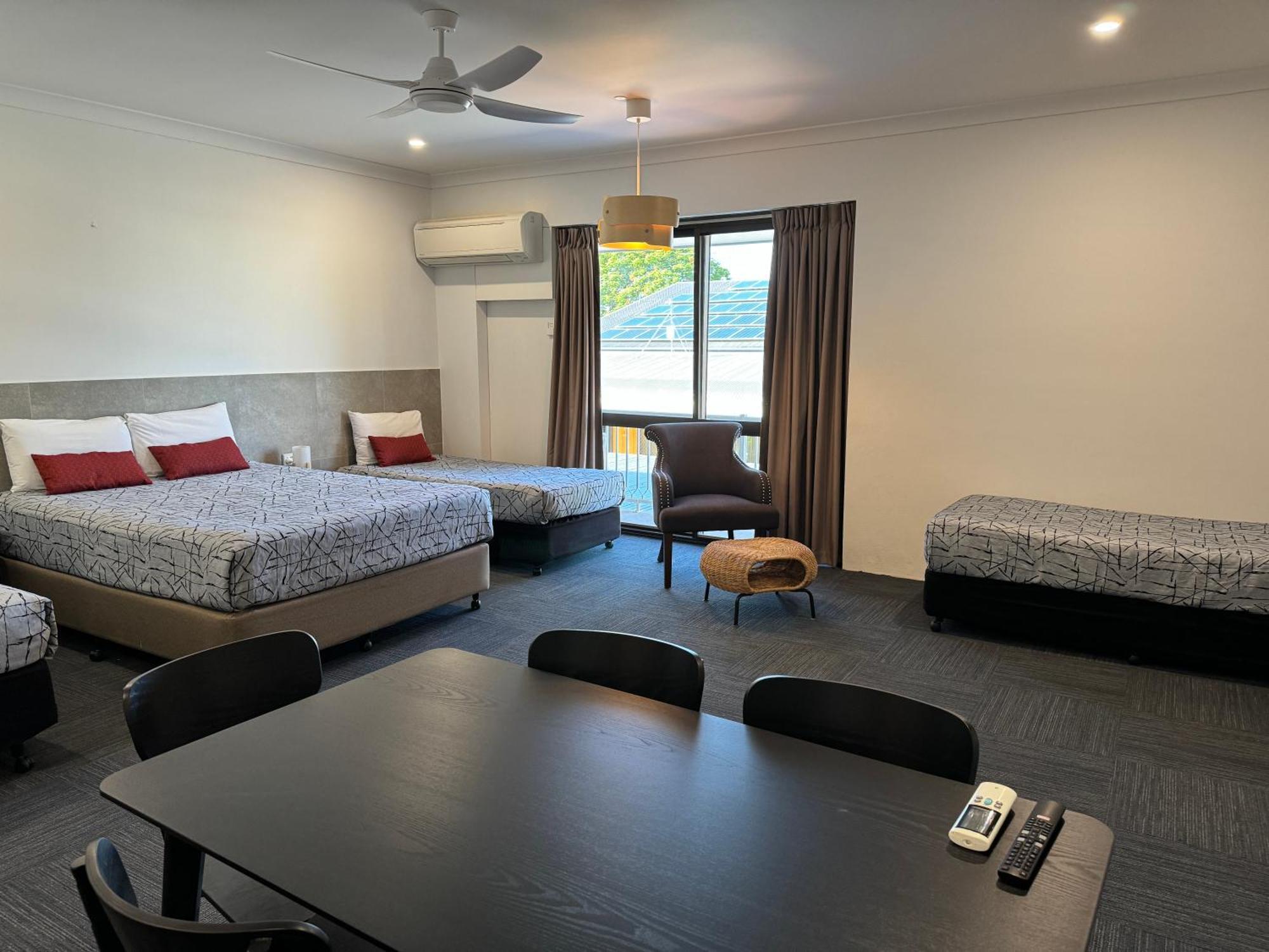 Longreach Motor Inn Εξωτερικό φωτογραφία