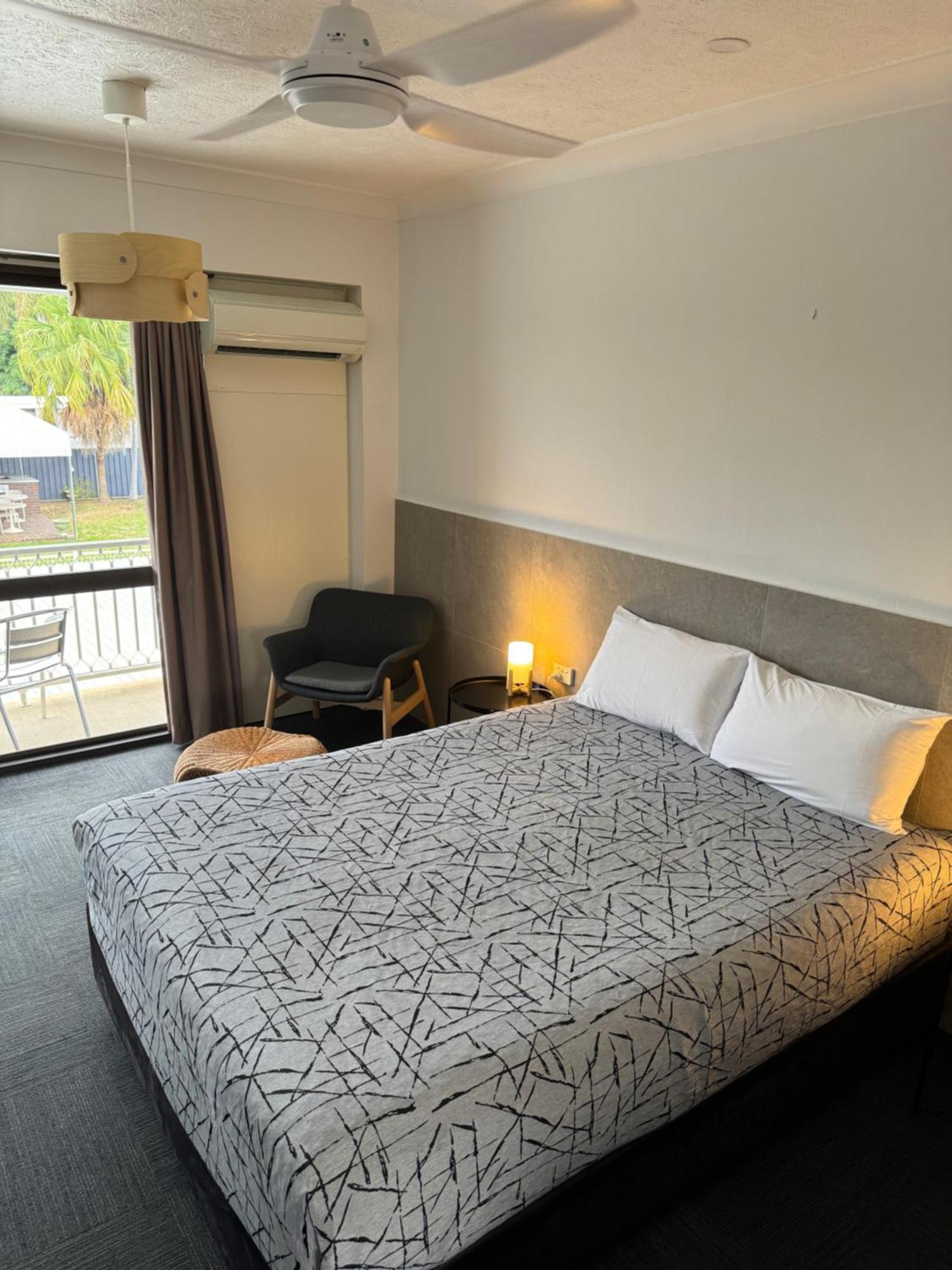 Longreach Motor Inn Εξωτερικό φωτογραφία