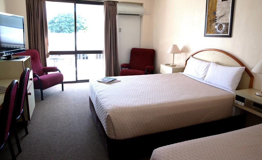 Longreach Motor Inn Εξωτερικό φωτογραφία