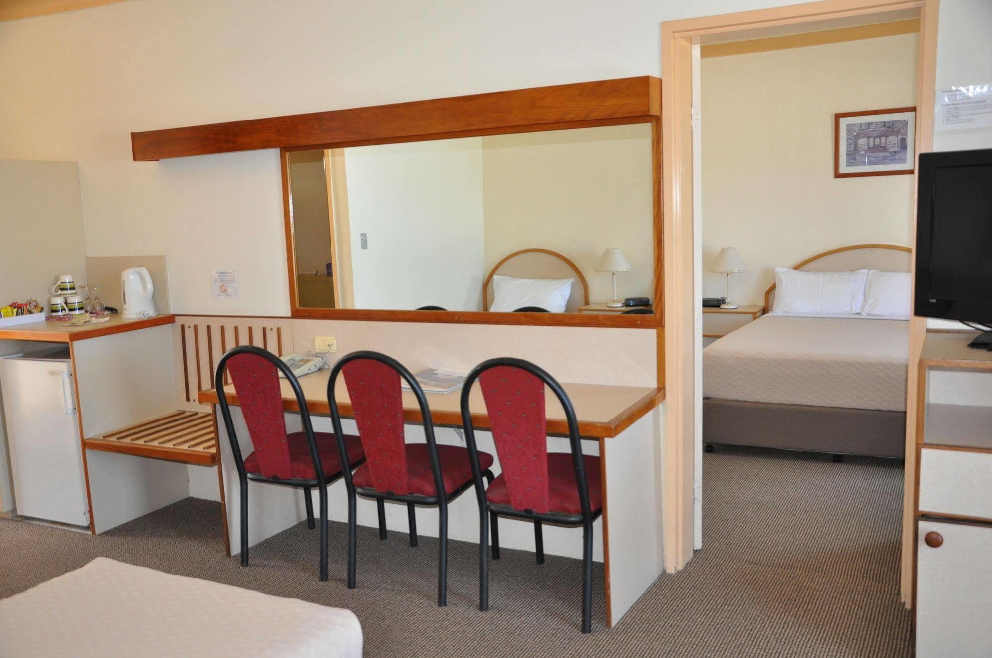 Longreach Motor Inn Εξωτερικό φωτογραφία