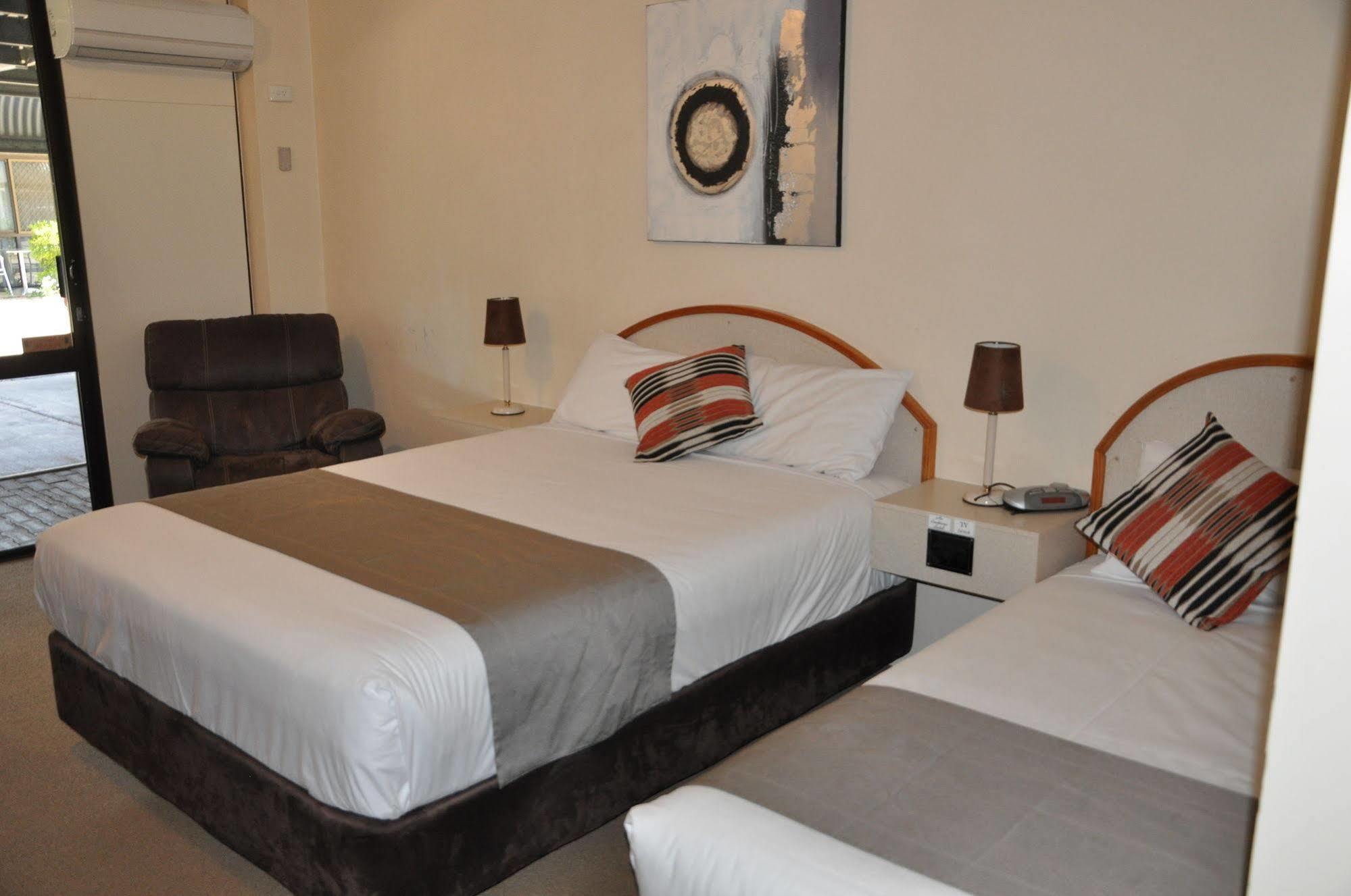 Longreach Motor Inn Εξωτερικό φωτογραφία